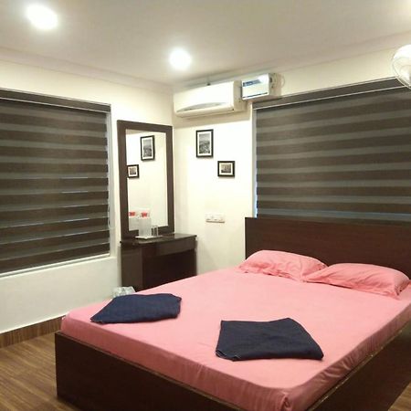 Capital Homestay Thiruvananthapuram Esterno foto